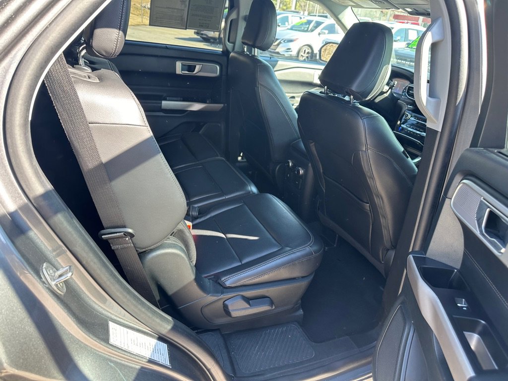 Used 2023 Ford Explorer Limited image 25