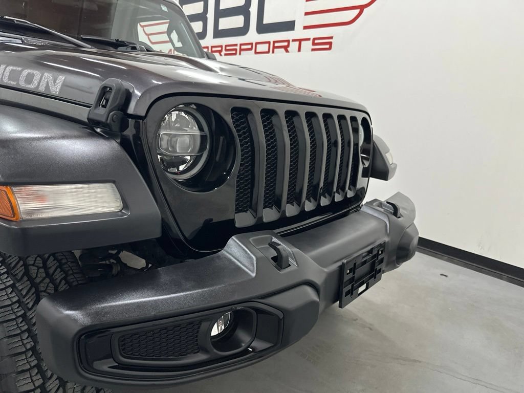 Used 2021 Jeep Wrangler Sport AWD/4WD image 2