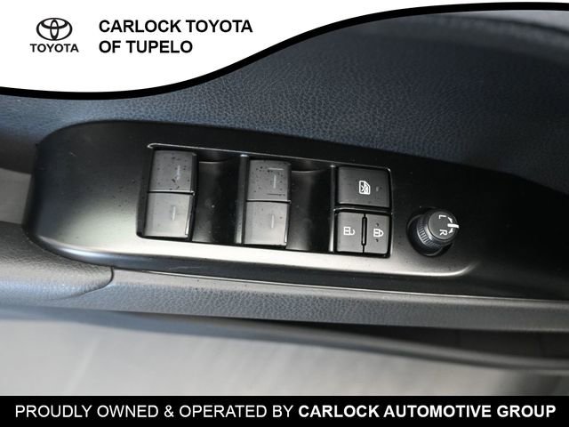 Used 2026 Toyota Camry SE FWD image 22