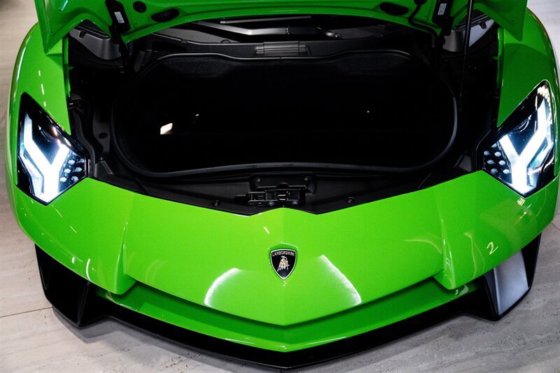 Used 2016 Lamborghini Aventador LP 750-4 Superveloce AWD/4WD image 26