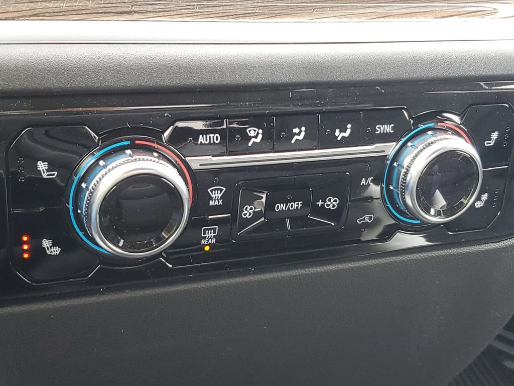 New 2026 GMC Sierra 1500 Elevation image 25