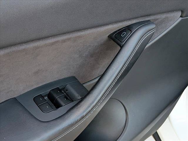 Used 2021 Tesla Model Y Performance AWD/4WD image 12