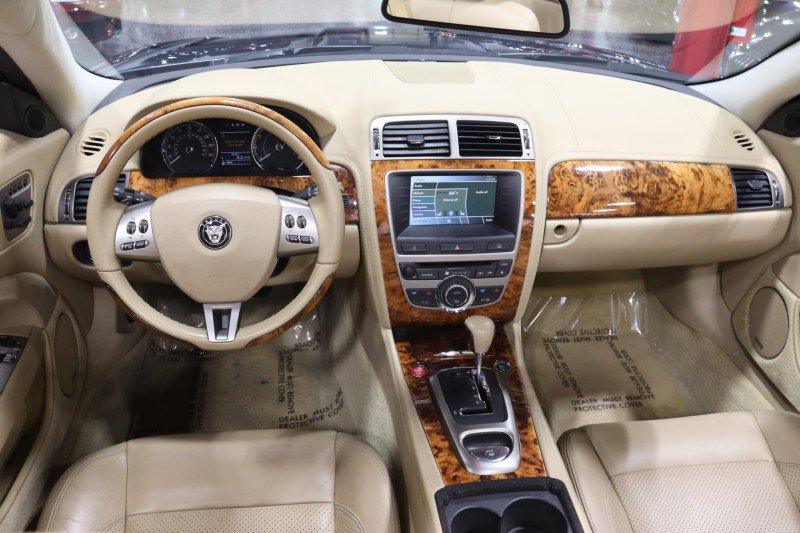 Used 2007 Jaguar XK Convertible RWD image 45