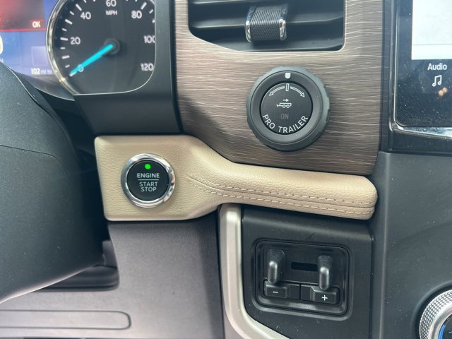 Used 2023 Ford Expedition Limited image 33