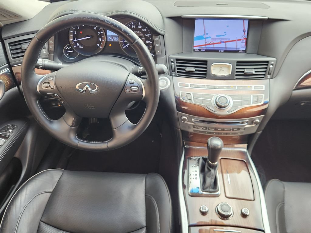 Used 2013 INFINITI M37 w/ Premium Pkg RWD image 28