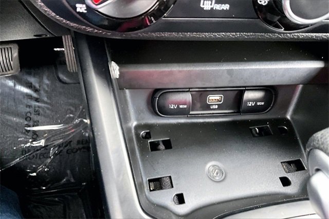 Used 2025 Kia Soul LX image 15