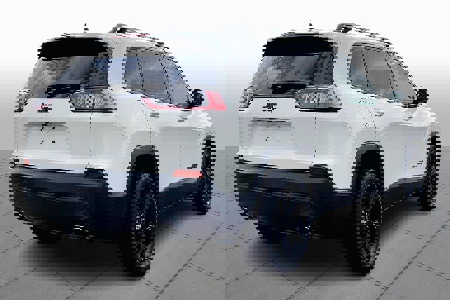 Used 2019 Jeep Cherokee Latitude Plus image 11