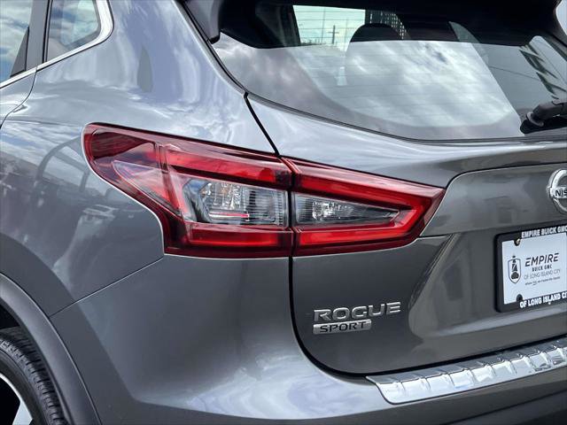 Used 2022 Nissan Rogue Sport SL AWD/4WD image 13