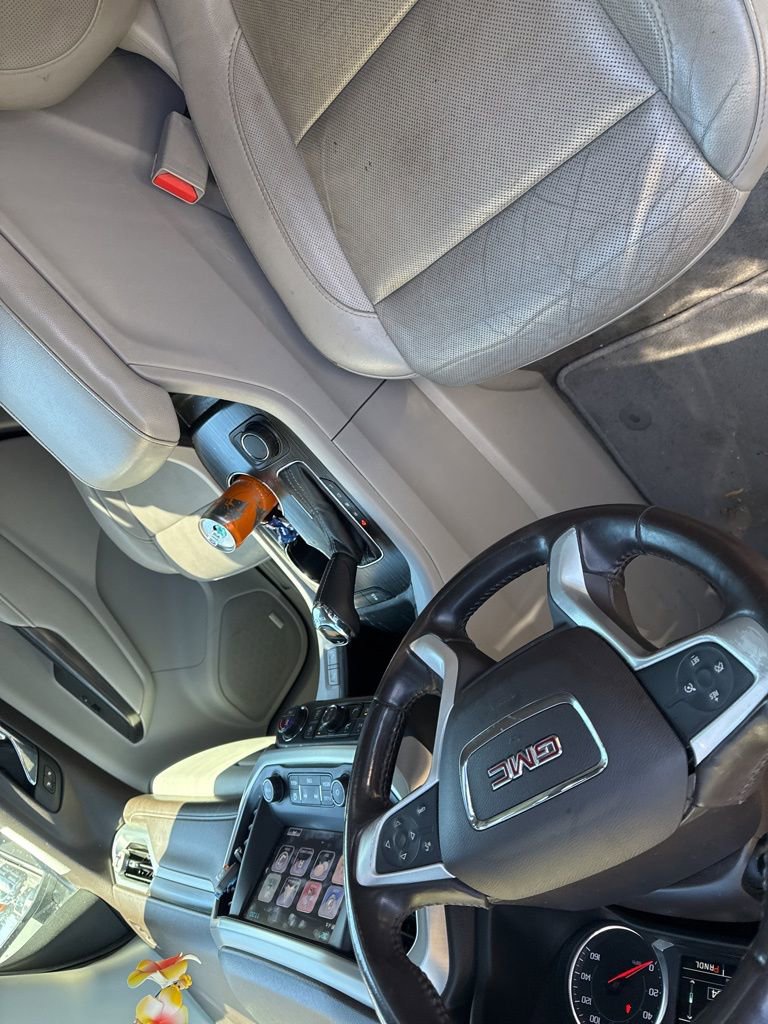 Used 2018 GMC Acadia SLT image 36