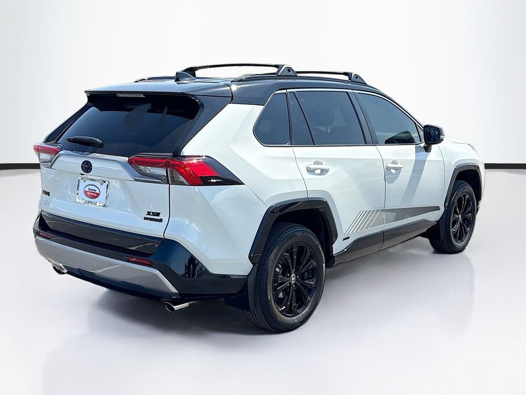 Used 2022 Toyota RAV4 XSE AWD/4WD image 5