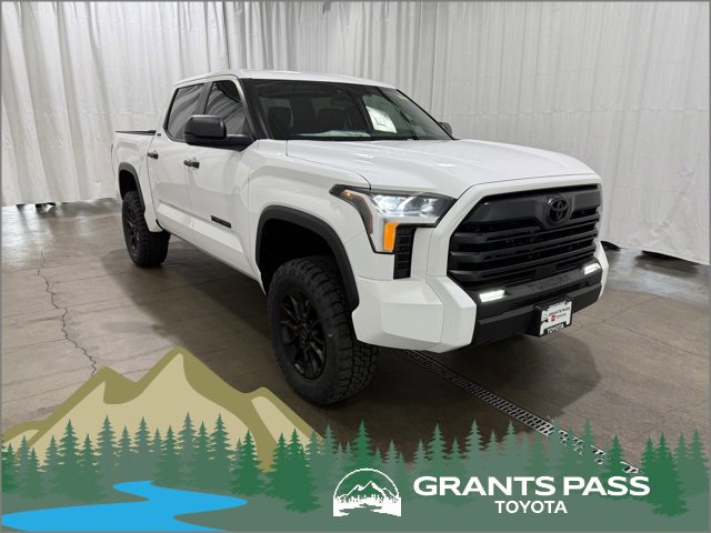 New 2025 Toyota Tundra SR5