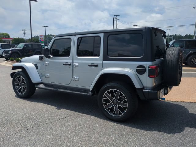 Used 2023 Jeep Wrangler Unlimited Sahara w/ Cold Weather Group AWD/4WD image 6