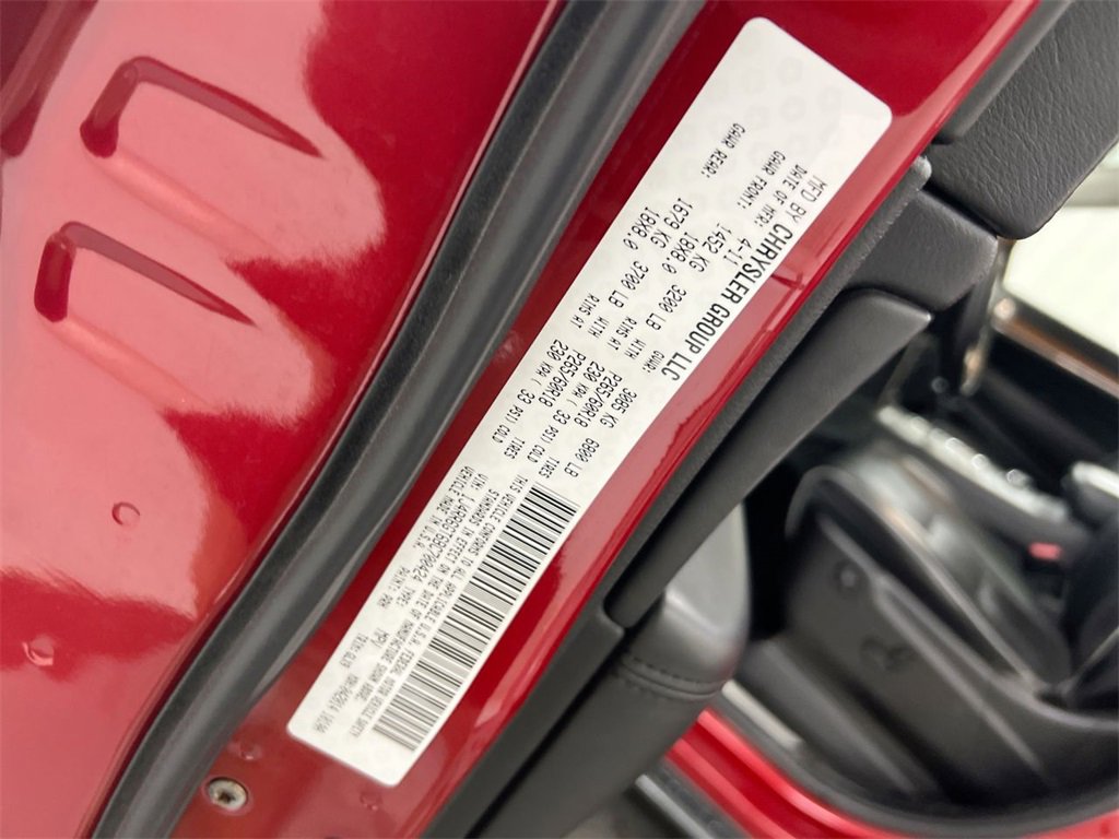 Used 2011 Jeep Grand Cherokee Overland image 28