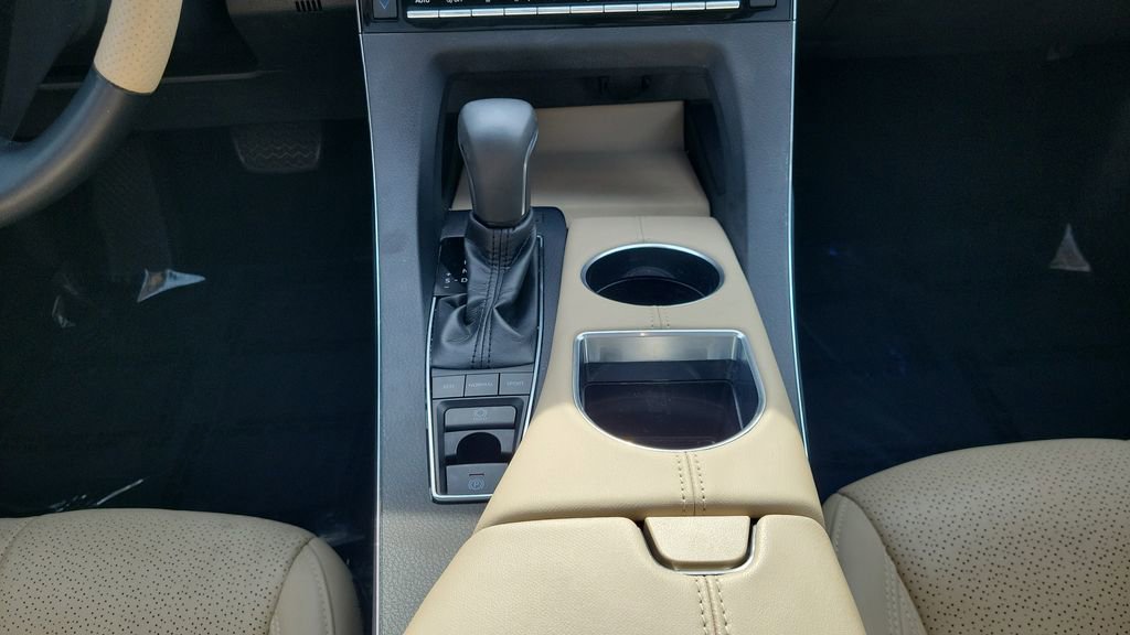 Certified 2019 Toyota Avalon Limited FWD image 15