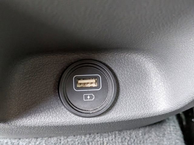 Used 2021 Hyundai Sonata Limited w/ Preferred Accessory Package FWD image 18