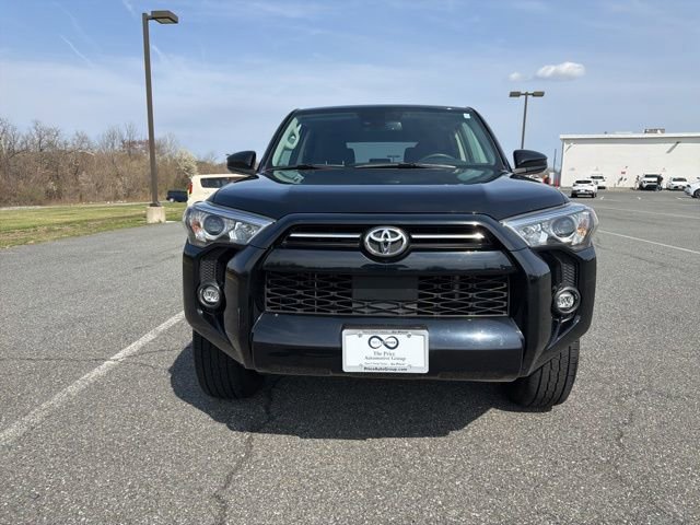 Used 2021 Toyota 4Runner SR5 image 3