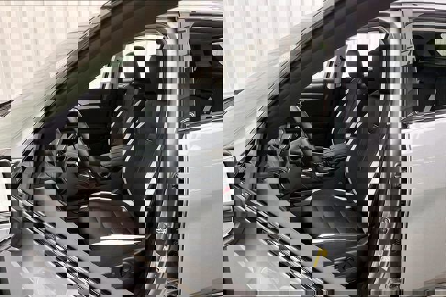 Certified 2025 Buick Envision Sport Touring AWD/4WD image 8