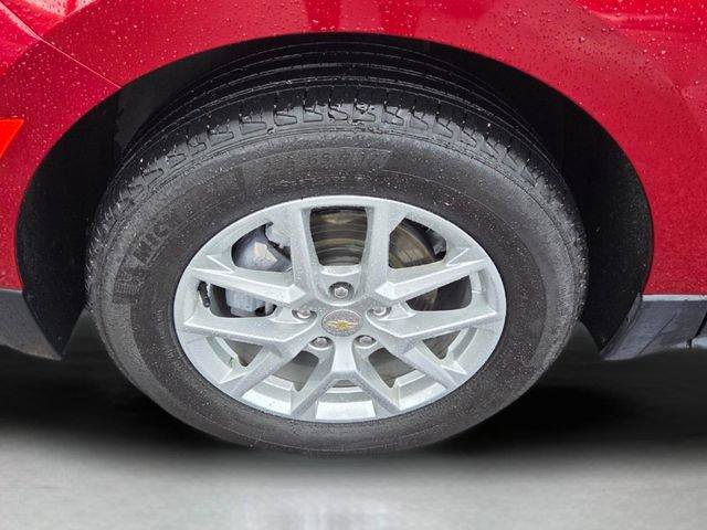 Used 2024 Chevrolet Equinox LT FWD image 9