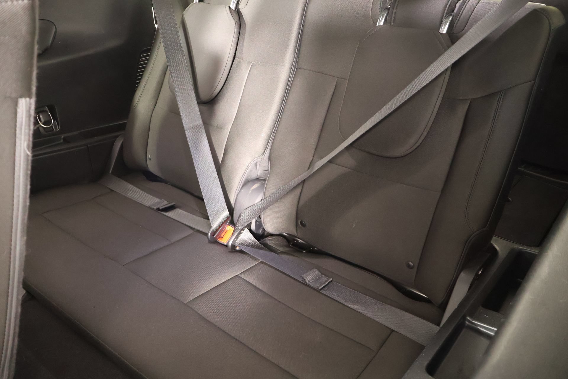 Used 2022 Ford Explorer XLT RWD image 13