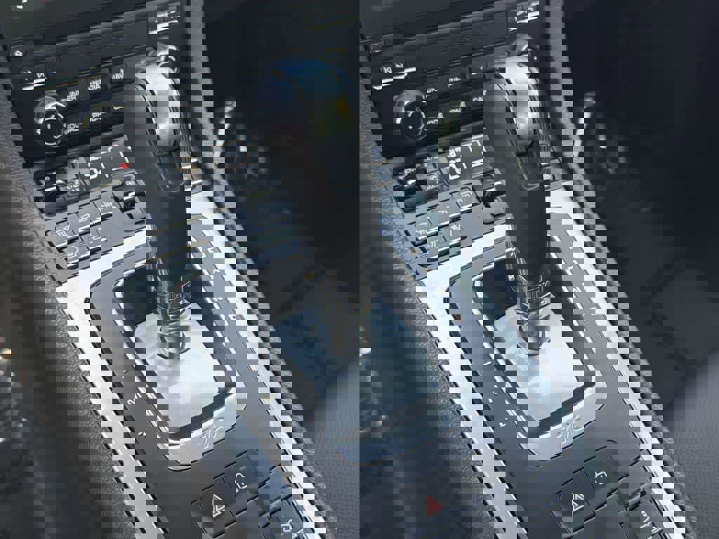 Used 2021 Porsche 718 Cayman image 16