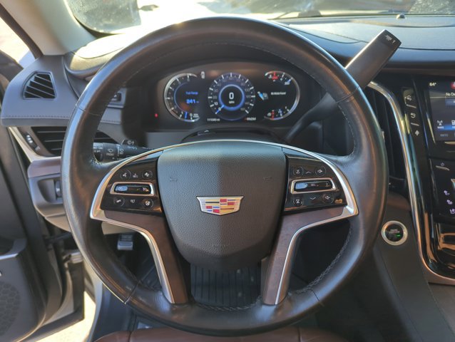 Used 2016 Cadillac Escalade Luxury image 14