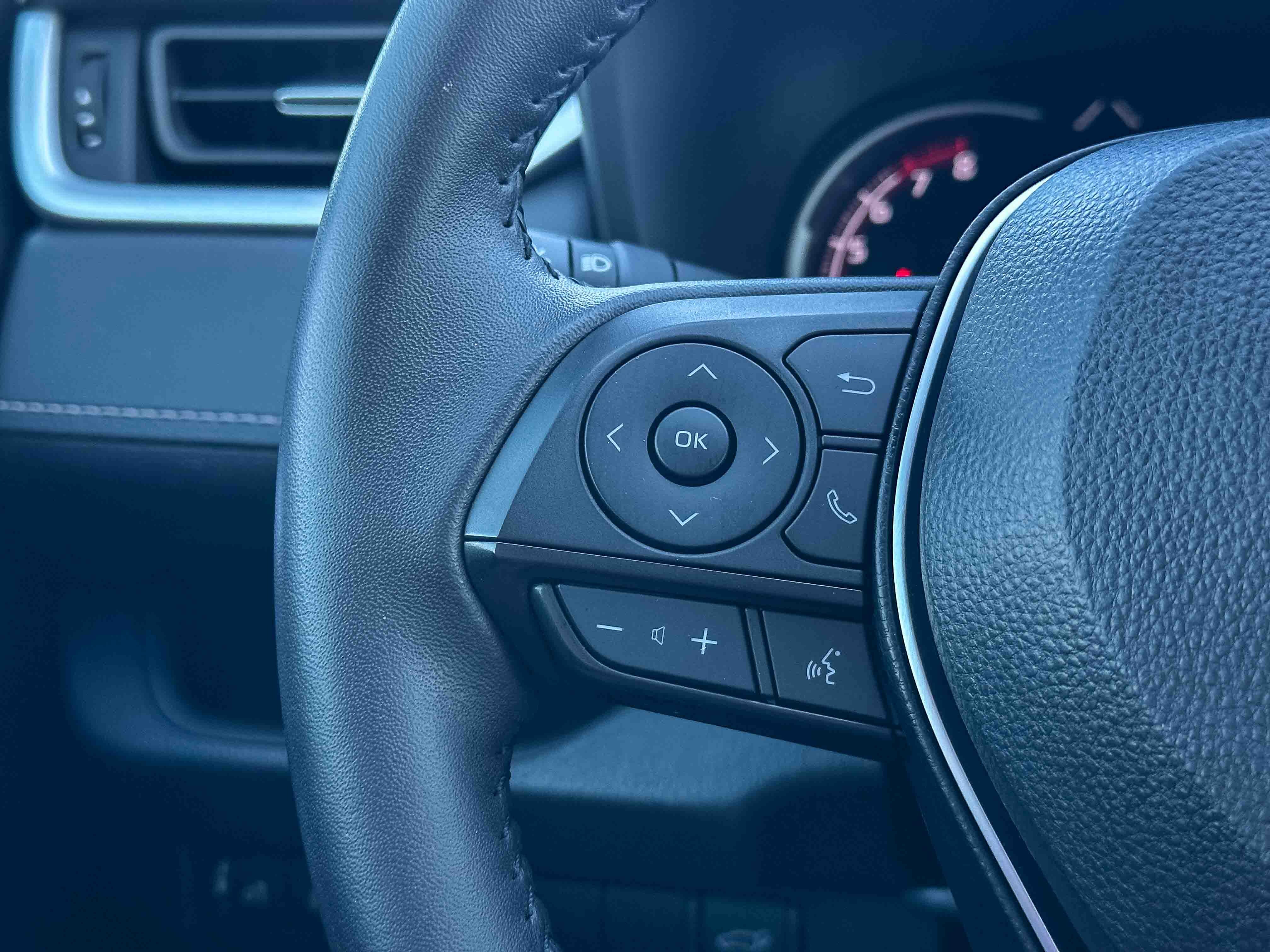 Used 2024 Toyota RAV4 XLE Premium image 29