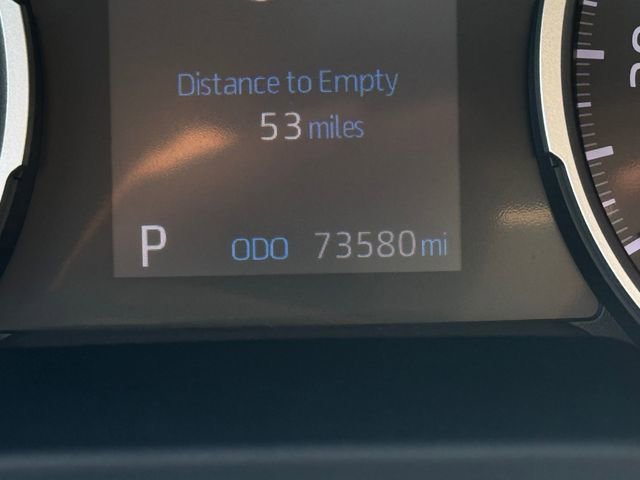 Used 2020 Toyota RAV4 XLE Premium image 29