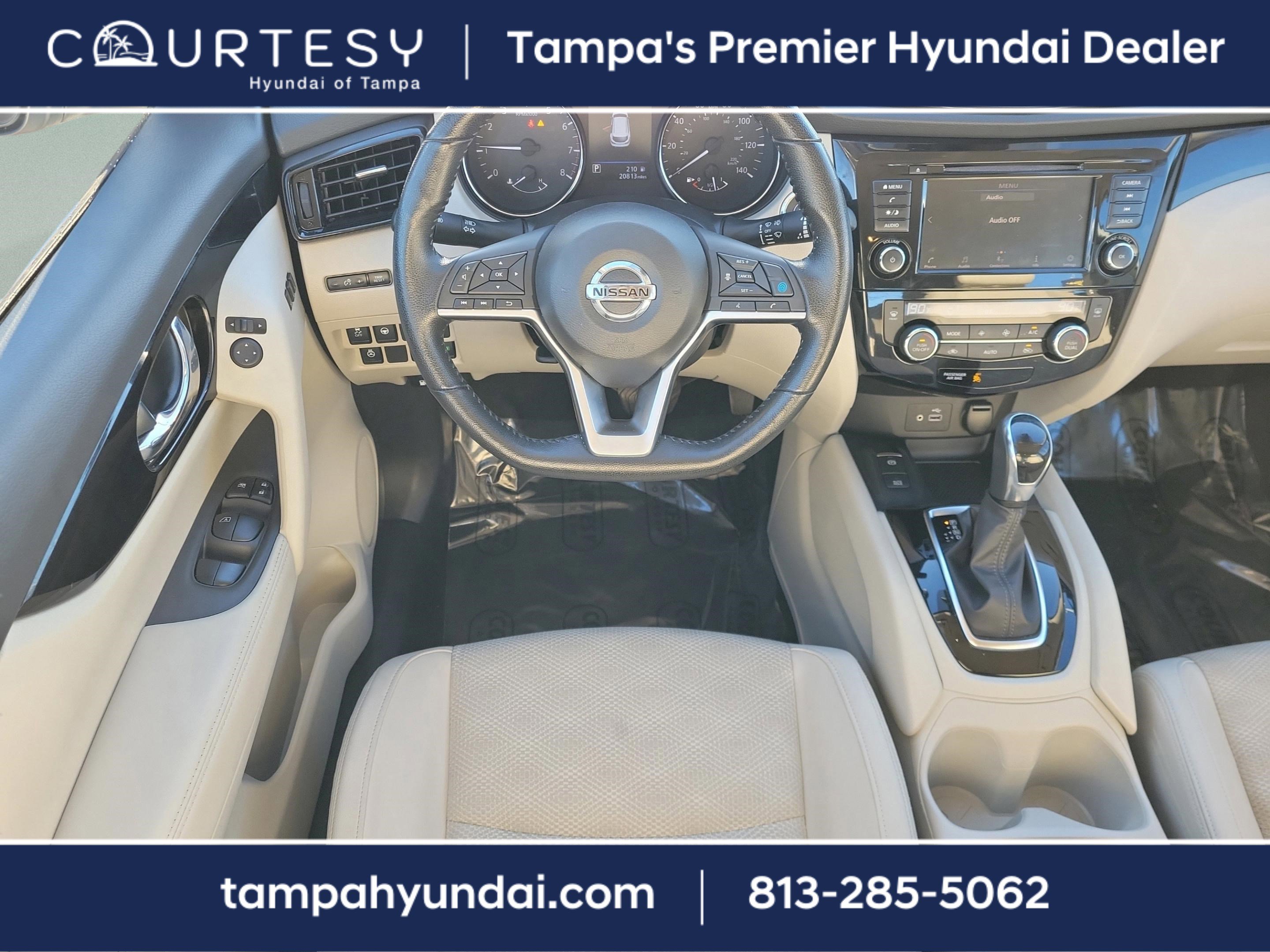 Used 2022 Nissan Rogue Sport SV w/ Technology Package image 13