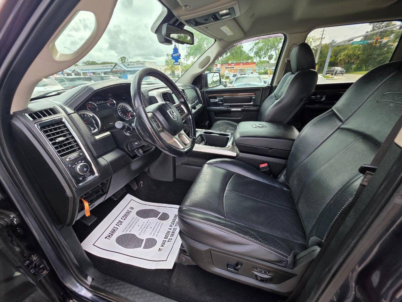 Used 2018 RAM 1500 Laramie RWD image 10