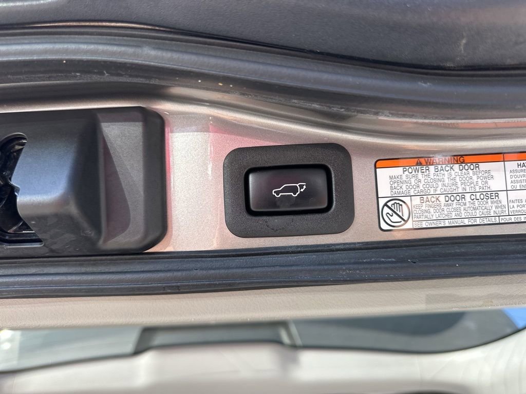 Used 2016 Lexus LX 570 4WD image 33