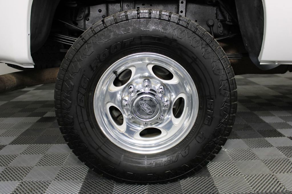 Used 2000 Ford F350 Lariat image 11