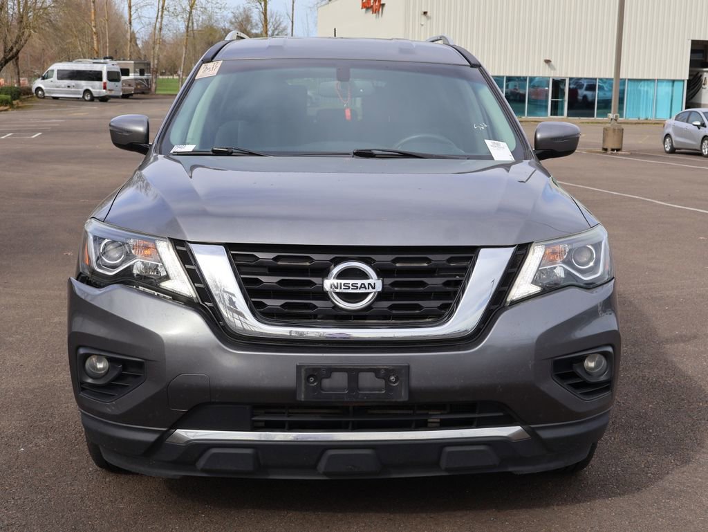 Used 2017 Nissan Pathfinder SV image 9
