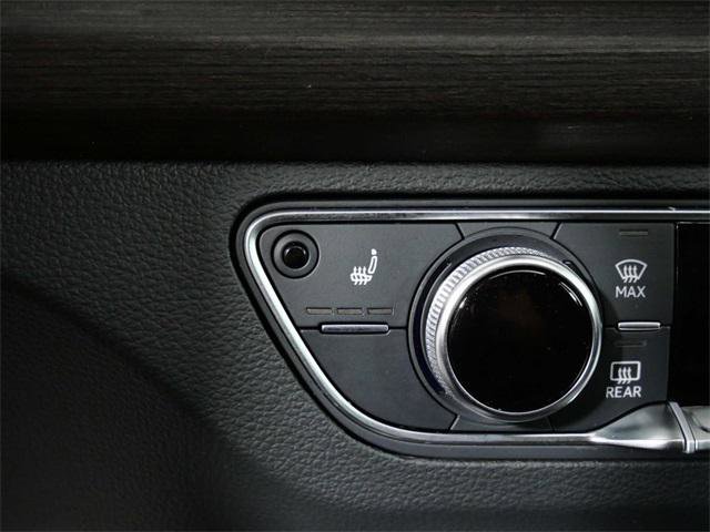 Used 2024 Audi Q5 e Premium Plus w/ Premium Plus Package image 23