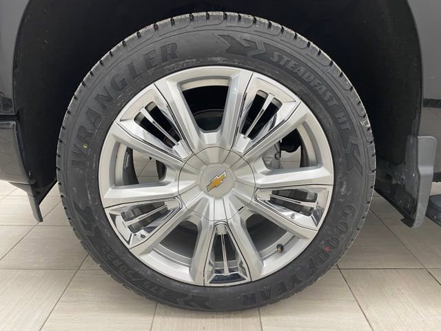 Certified 2022 Chevrolet Silverado 1500 High Country w/ Technology Package image 9