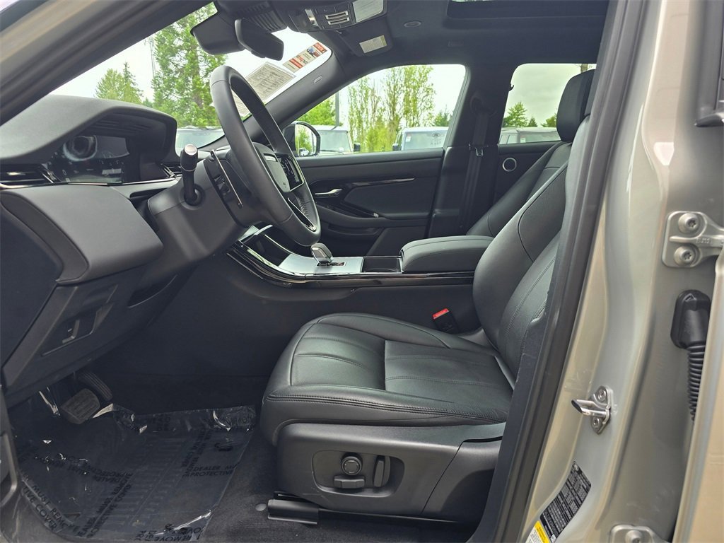 Used 2024 Land Rover Range Rover Evoque S image 22