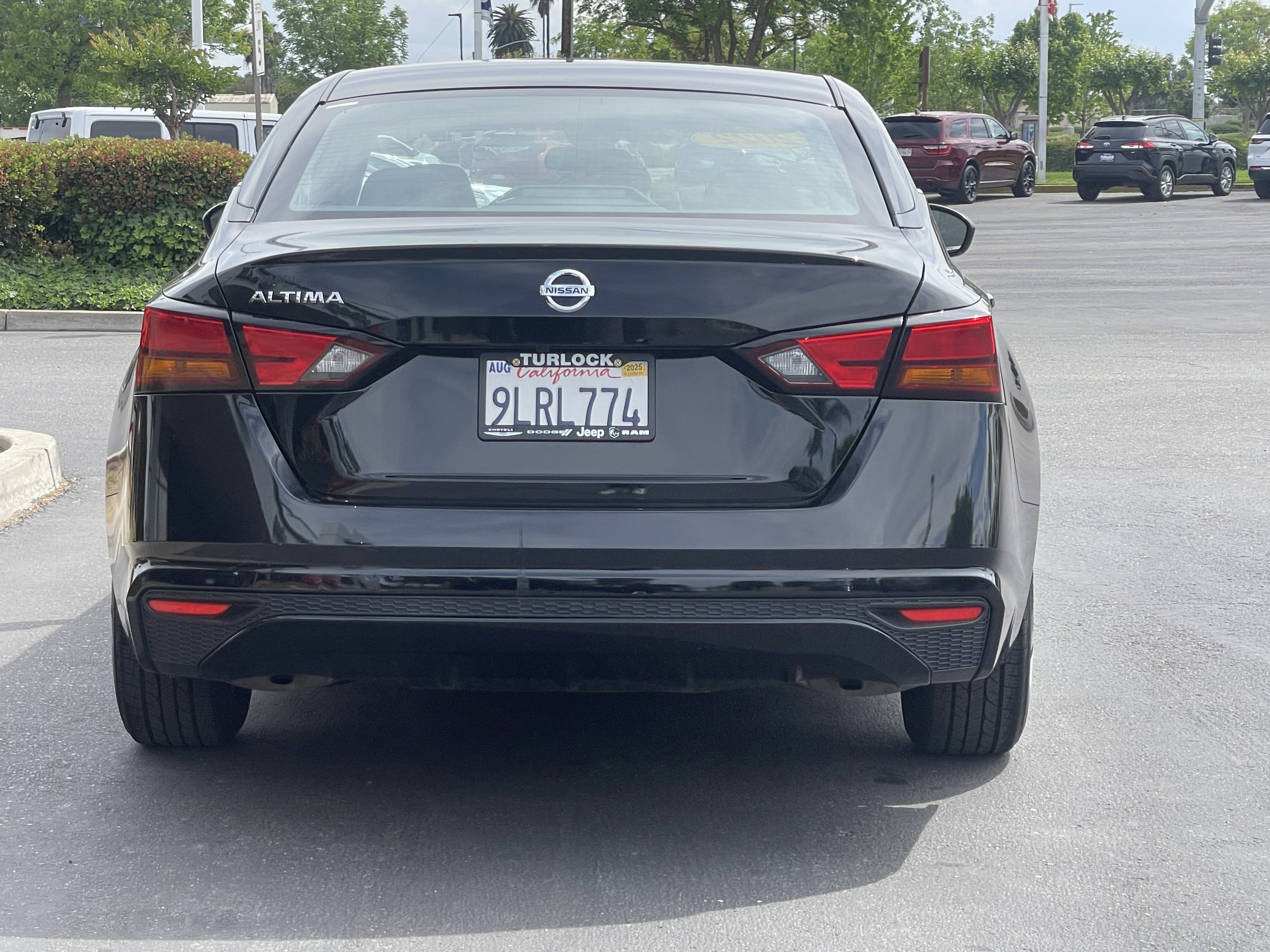 Used 2022 Nissan Altima 2.5 S FWD image 9