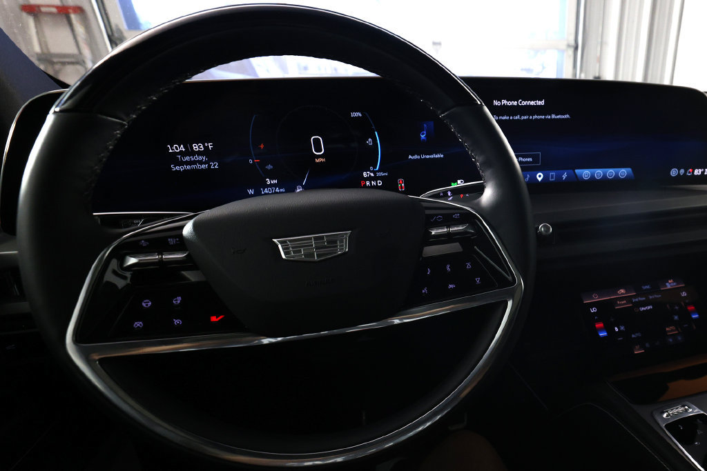 Used 2026 Cadillac Vistiq Sport w/ LPO, Floor Liner Package AWD/4WD image 20
