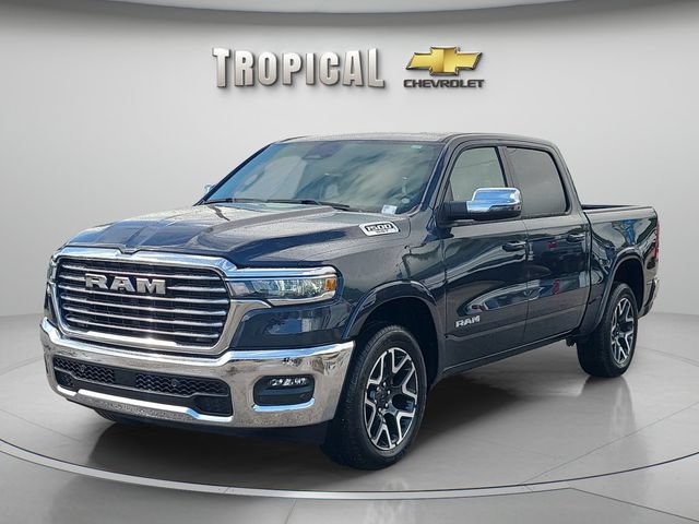 Used 2025 RAM 1500 Laramie AWD/4WD image 1