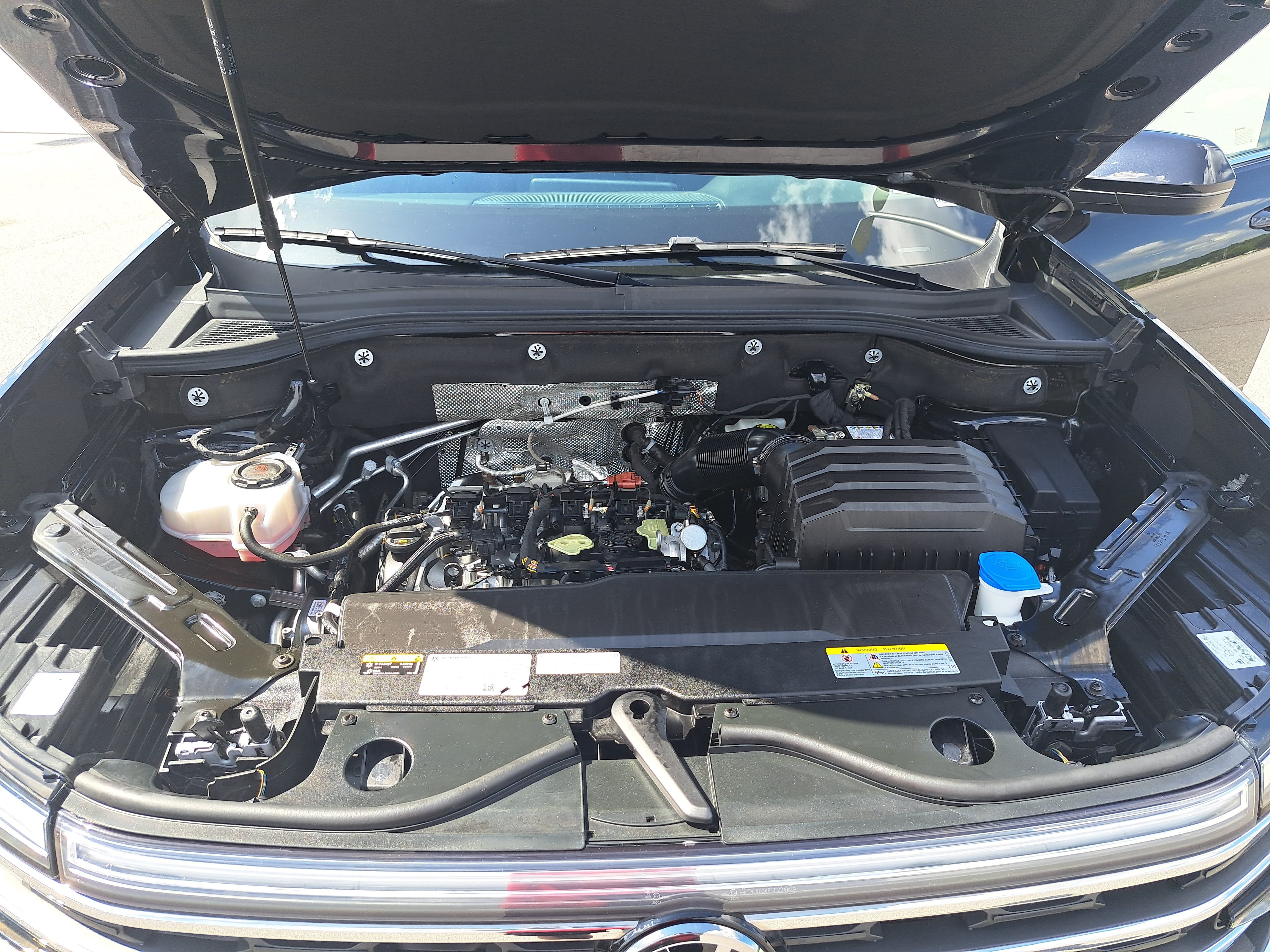 Certified 2024 Volkswagen Atlas SE FWD image 31