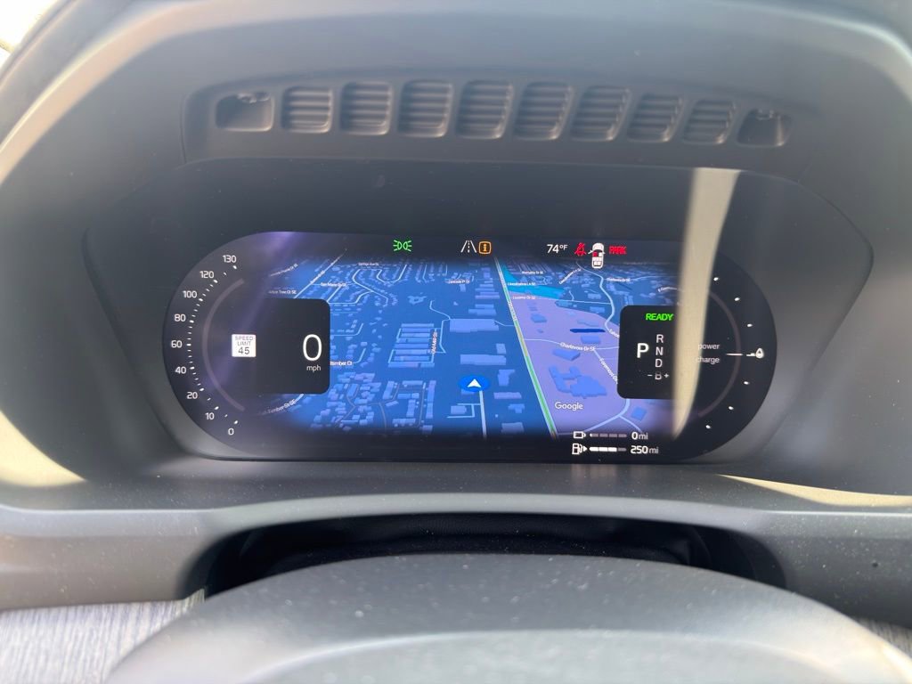 Used 2024 Volvo XC90 T8 Ultimate w/ Lounge Package image 23