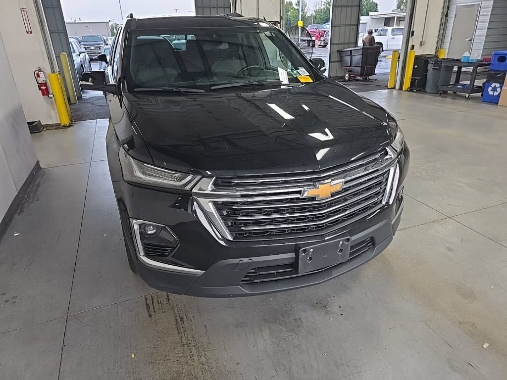 Used 2023 Chevrolet Traverse LT
