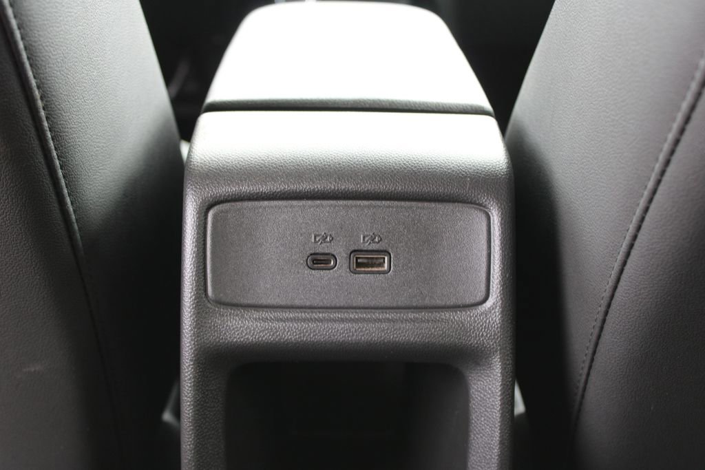 Used 2025 Chevrolet Trax LT image 24