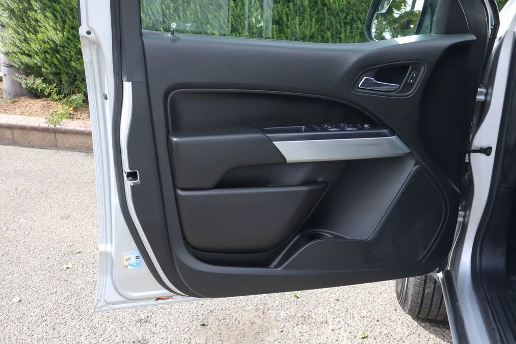 Used 2019 Chevrolet Colorado LT RWD image 18