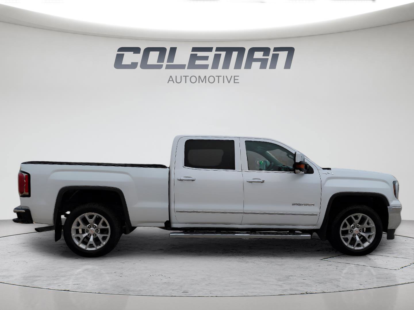 Used 2017 GMC Sierra 1500 SLT w/ SLT Premium Package AWD/4WD image 6