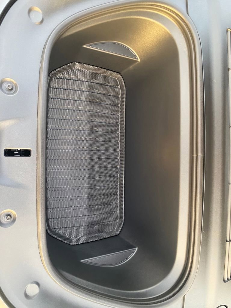 Used 2025 Tesla Model Y Long Range image 10