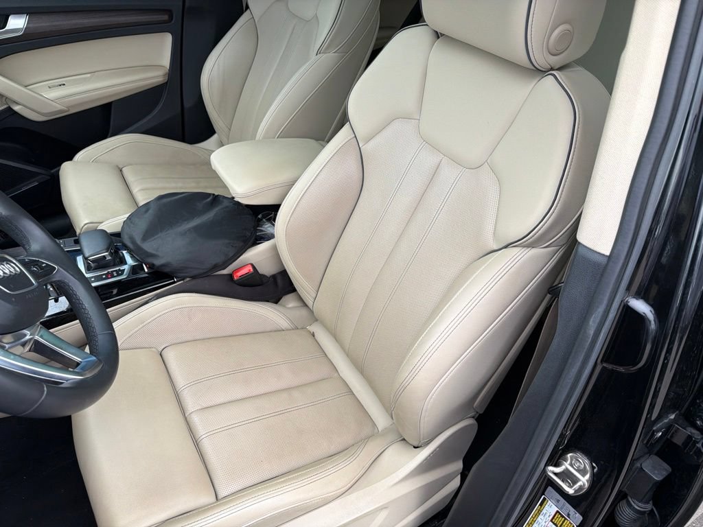 Used 2021 Audi Q5 2.0T Premium Plus w/ Premium Plus Package AWD/4WD image 7