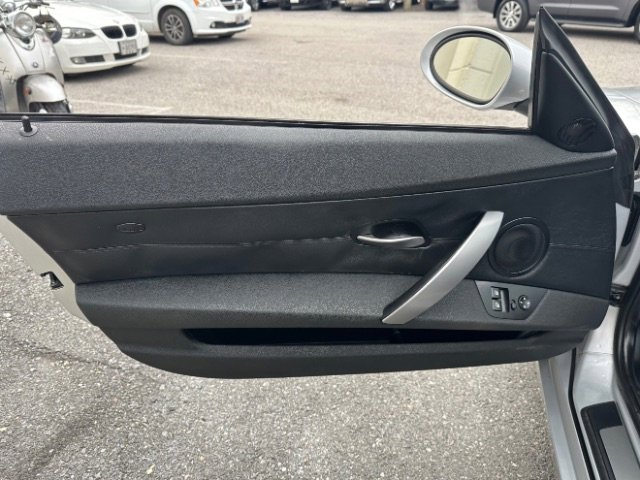 Used 2006 BMW Z4 3.0i image 15