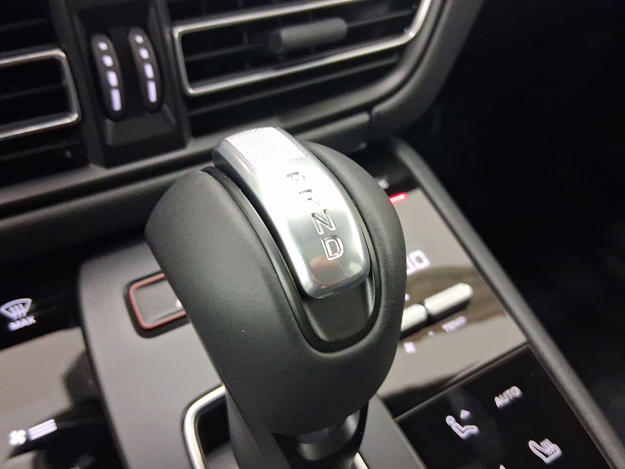 New 2026 Porsche Macan S image 28