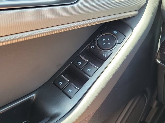 Used 2026 Ford Explorer Active RWD image 13