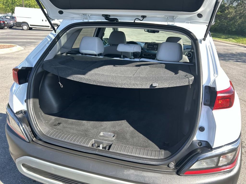 Used 2023 Hyundai Kona SEL FWD image 13